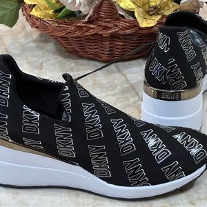 DKNY Payton Fashion Sneakers Signature Logo Women